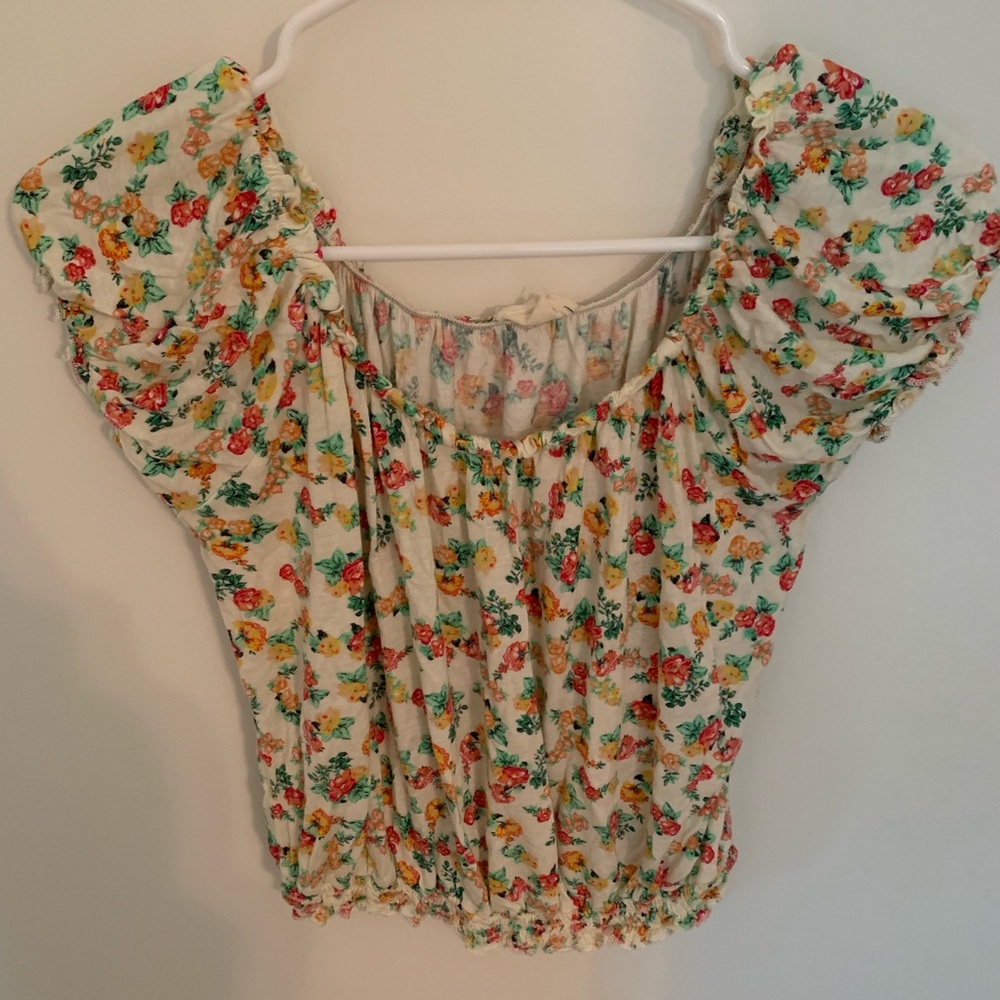 Urban outfitters crop top